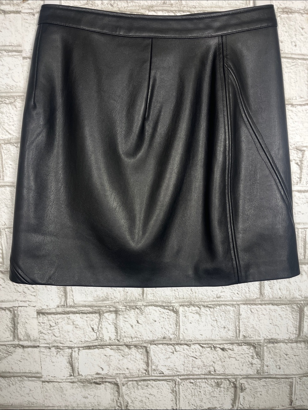 Blank NYC Black Faux Leather Snap Front Mini Skirt - Picture 4 of 7